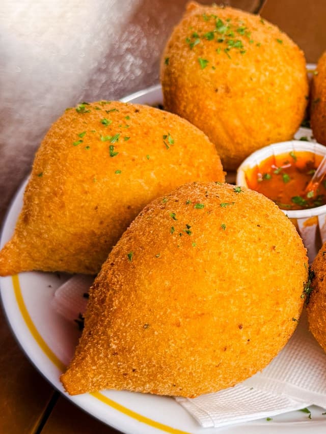 COXINHA DE FRANGO